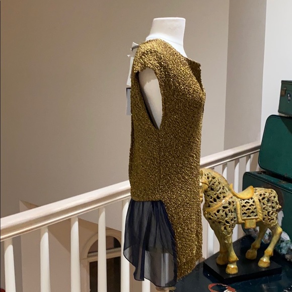 Happy new year 🎆 this top is blazing - Picture 6 of 13